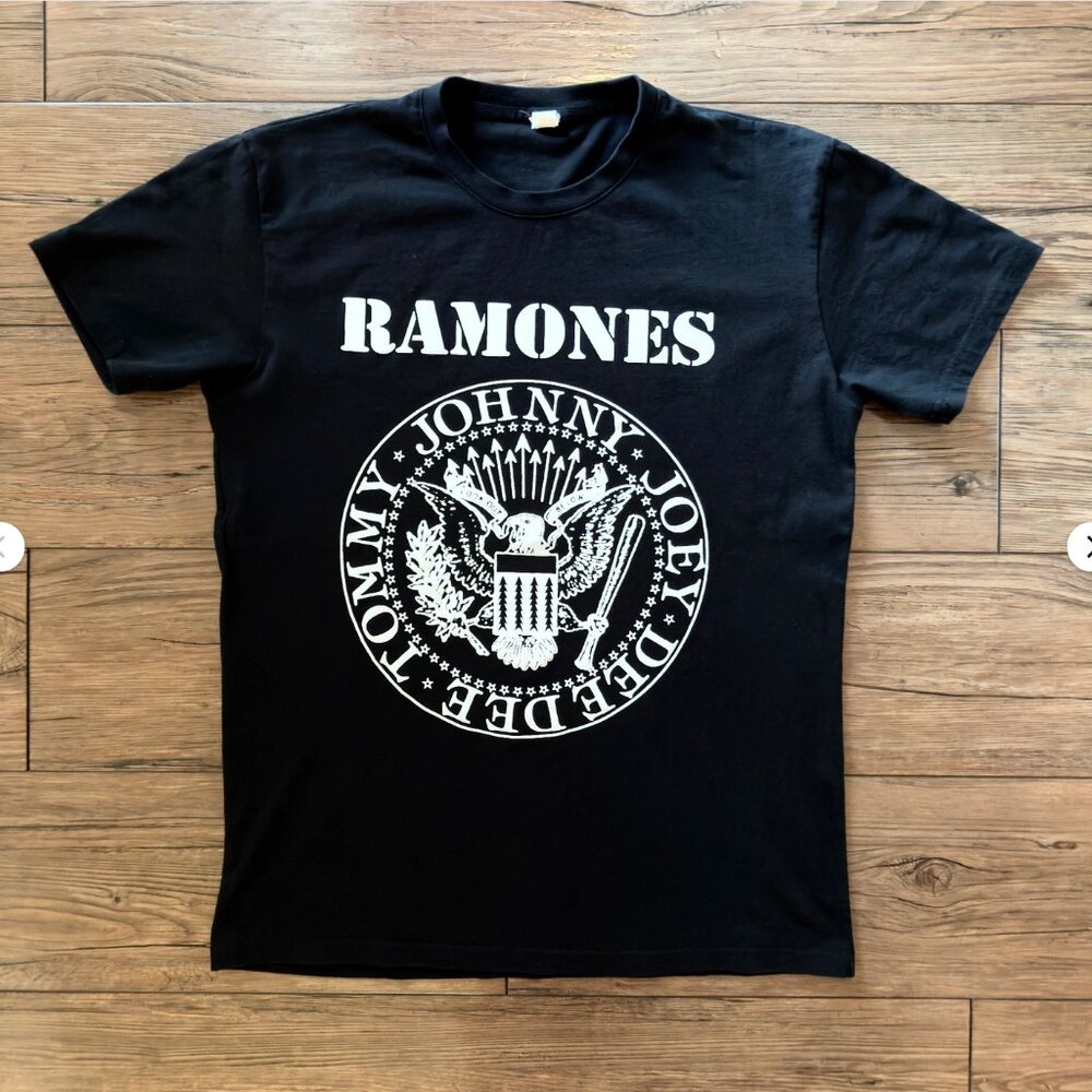 Ramones Seal Logo Band T Shirt Black Y2K Large